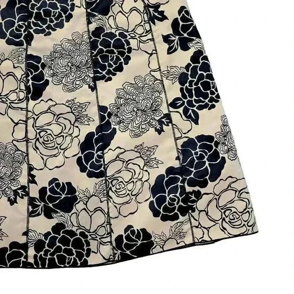Notations Women's Ecru & Black Poly Floral A-Line Skirt - Picture 3 of 9
